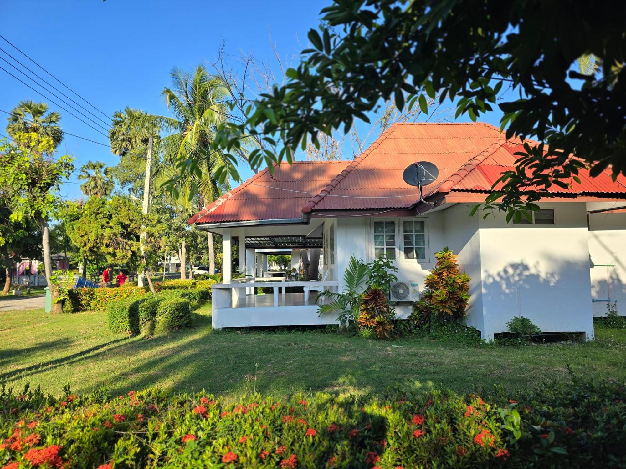 Baan Golden Resort & Residences Sam Roi Yot Luaran gambar